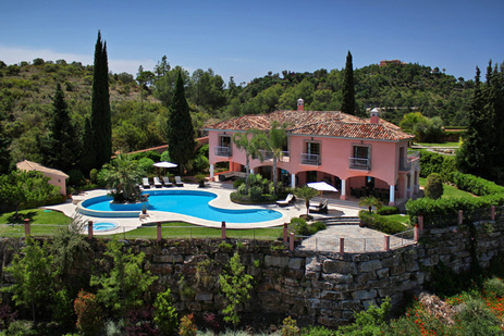 Large Holiday Villas in Spain