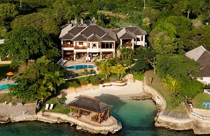 Large Vacation Villas in Jamaica