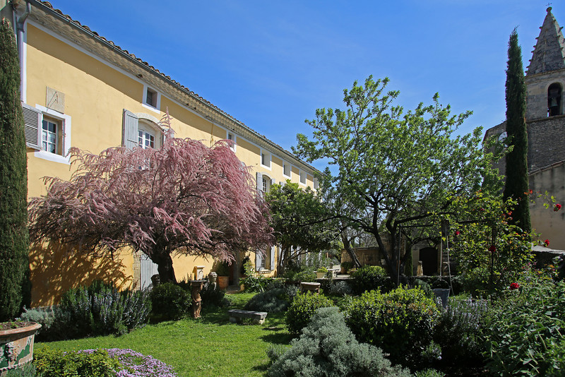 6 Bedroom Holiday Villa in Luberon